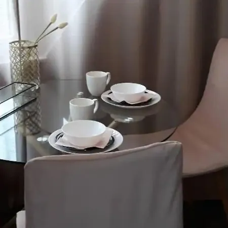Apartment 5min To *